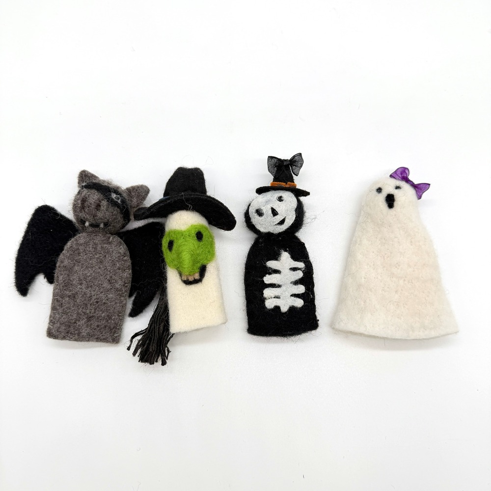 ONE HUNDRED 80 DEGREES Wool Felt Finger Puppets Halloween Spooky Monster 4pc Kid